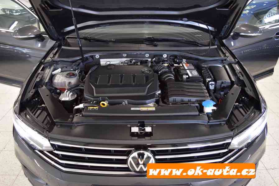 Volkswagen Passat 2.0 TDI BUSINESS DSG 97 000 KM 2022-DPH  - foto 17
