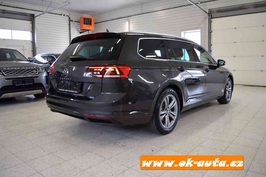 Volkswagen Passat 2.0 TDI BUSINESS DSG 97 000 KM 2022-DPH  - foto 3