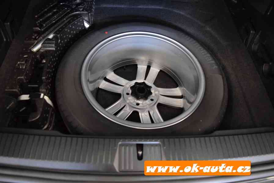 Volkswagen Passat 2.0 TDI BUSINESS DSG 97 000 KM 2022-DPH  - foto 8
