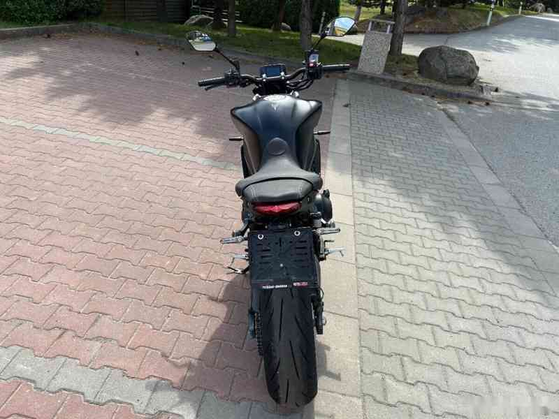 Yamaha MT-09 2022 - foto 4