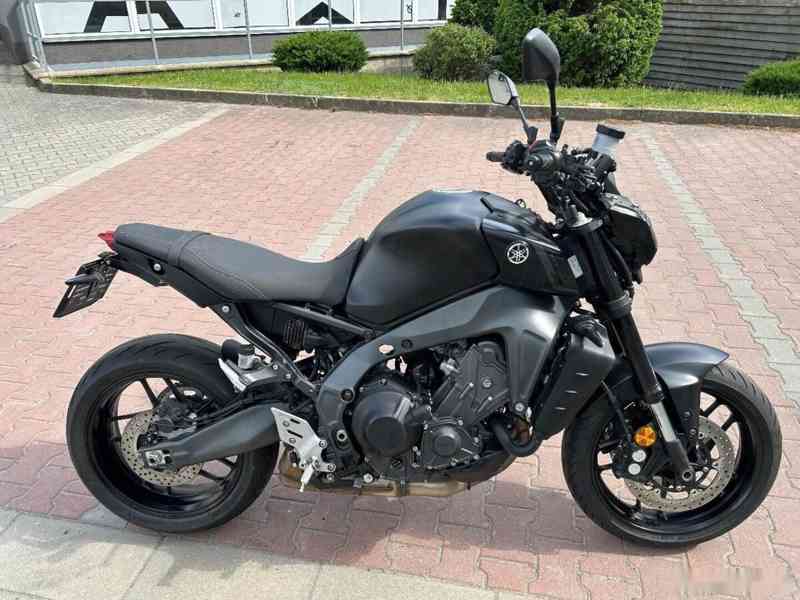 Yamaha MT-09 2022 - foto 2