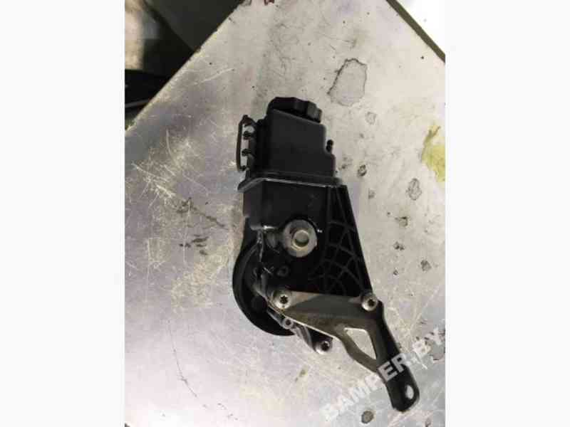 Mercedes-Benz E W212 SERVO pumpa A0064669601 - foto 2