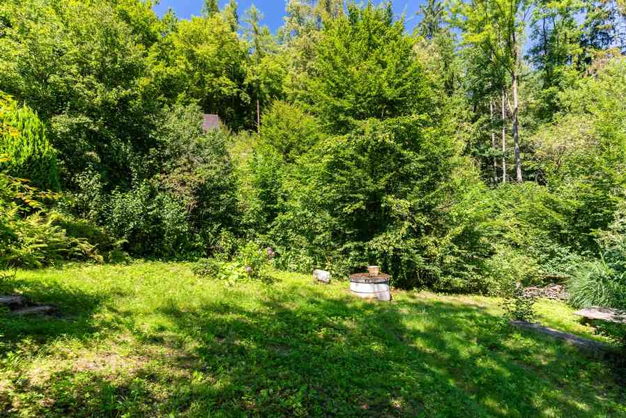 Prodej útulné chaty se zahradou 580 m², Stradonice - Nižbor - foto 10