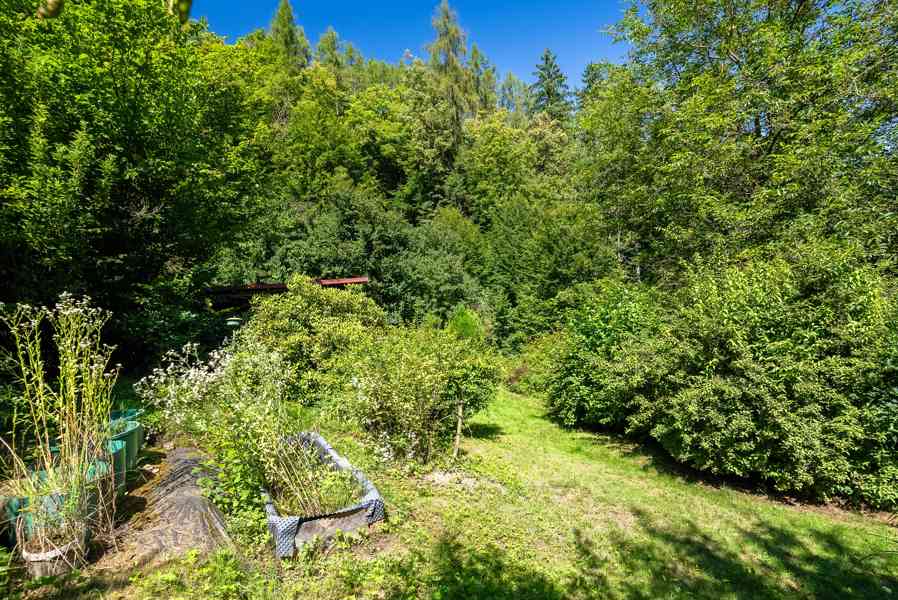 Prodej útulné chaty se zahradou 580 m², Stradonice - Nižbor - foto 11