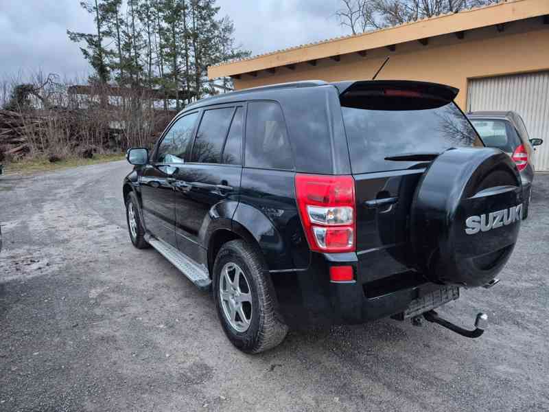 Suzuki Grand Vitara 2.4i Aut. Comfort benzín 124kw - foto 9