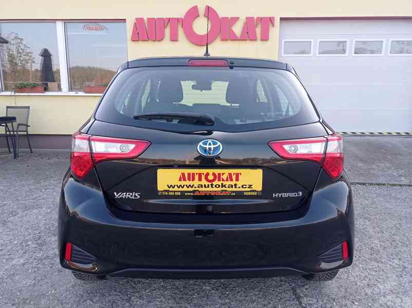 Toyota Yaris 1.5 Hybrid 74kW/1maj/ServKniha - foto 4