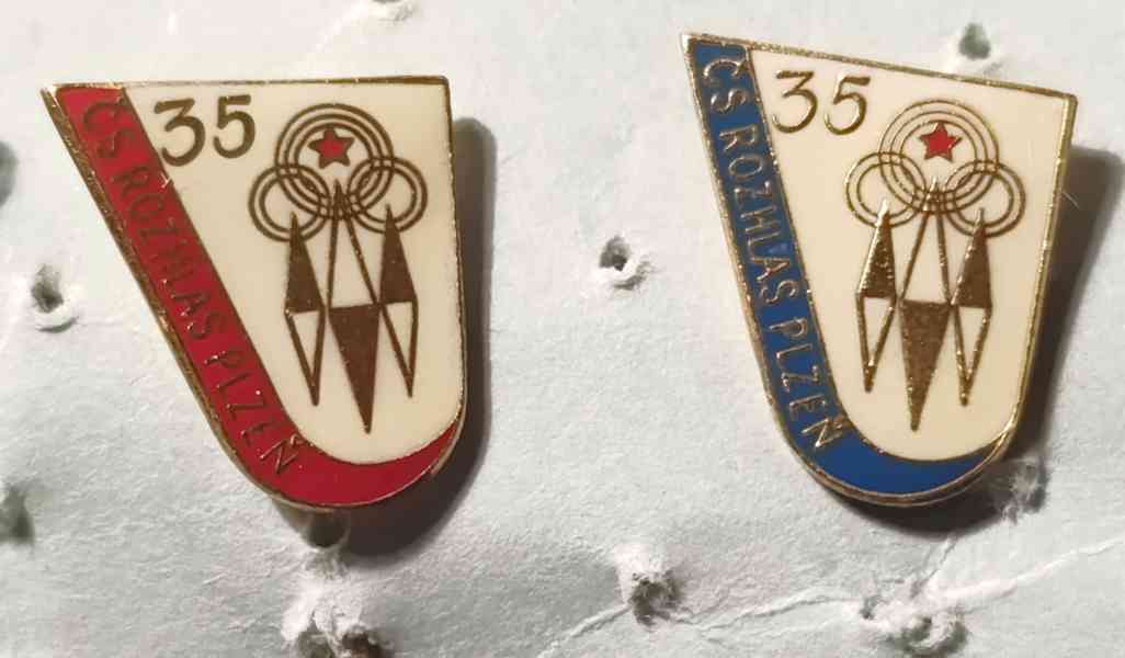 Sada 3 sběratelských odznaků 35 Čs. Rozhlas Plzeň - foto 3