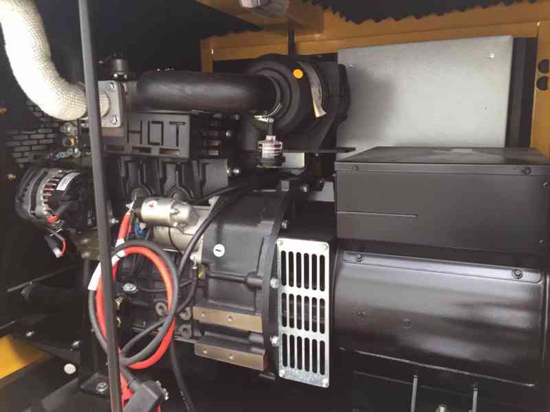 Dieselový generátor 15 KWA. Perkins 403A-15G1 - foto 9