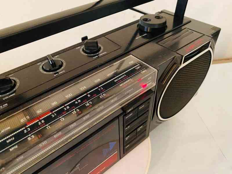 Radiomagnetofon Philips D8048/02, rok 1987 - foto 9