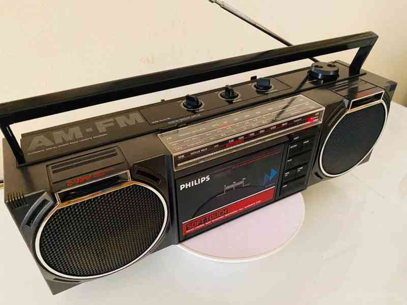 Radiomagnetofon Philips D8048/02, rok 1987 - foto 11