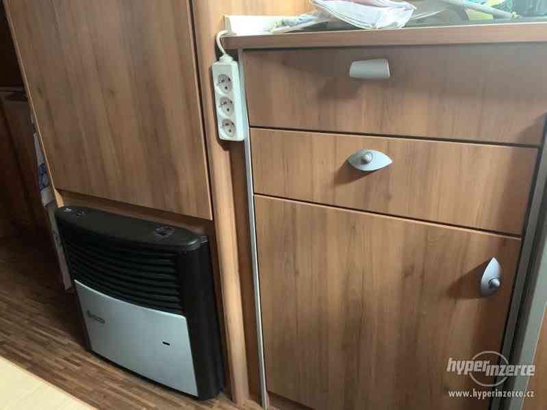 Karavan Bürster Averso 495 Tk -stan, markýza,klimatizace - foto 9