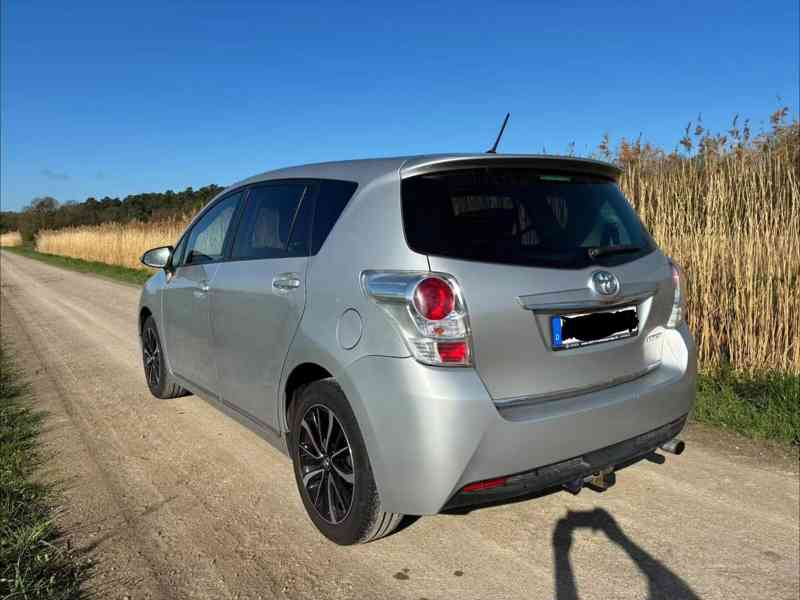 Toyota Verso 1.8l Edition S+ benzín 108kw - foto 8
