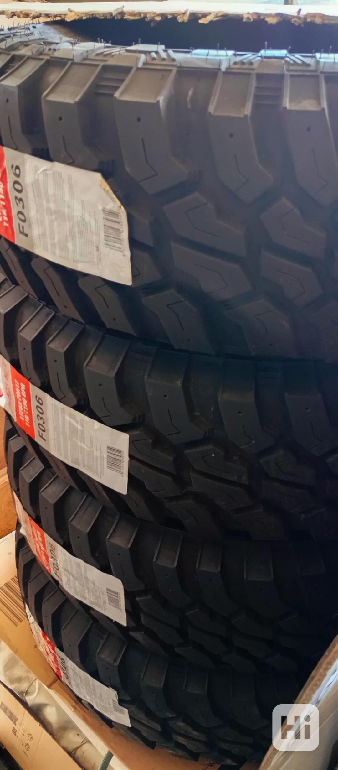 Jeep Grand Cherokee 265/70 R17 250km jako NOVÉ pne4x4M/T M+S - foto 1