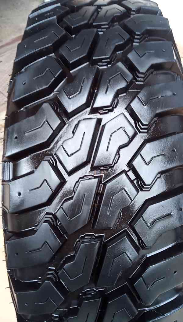 Jeep Grand Cherokee 265/70 R17 250km jako NOVÉ pne4x4M/T M+S - foto 3