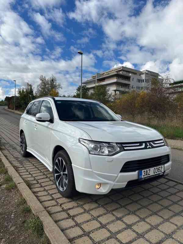 Mitsubishi Outlander 2,2 - foto 1