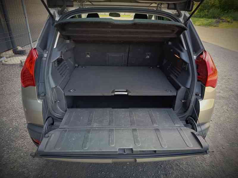 Peugeot 3008 1,6HDi Comfort  - foto 16