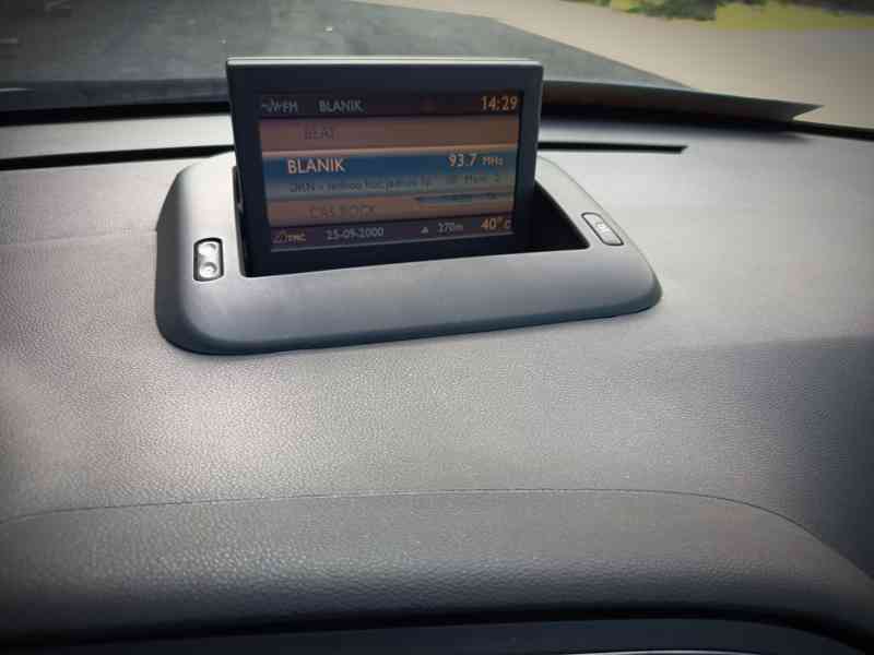 Peugeot 3008 1,6HDi Comfort  - foto 18