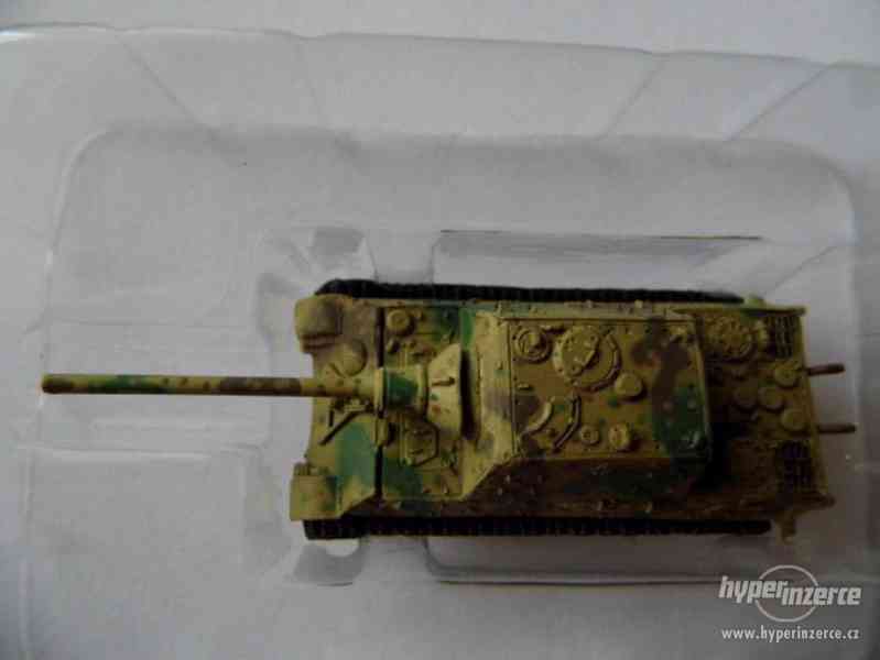tanky a stíhače tanků značky TAKARA (5 ks celkem) - foto 5