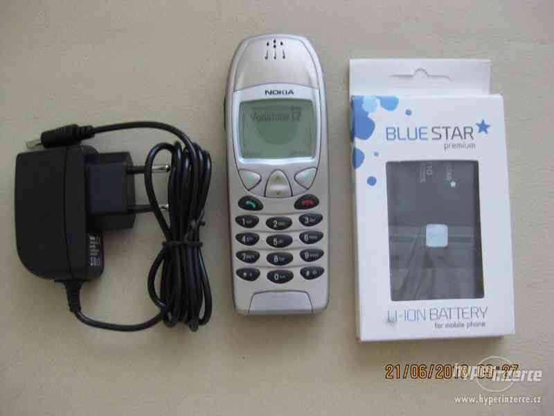 Nokia 6210 - mobilní telefony z r.2000 - foto 1