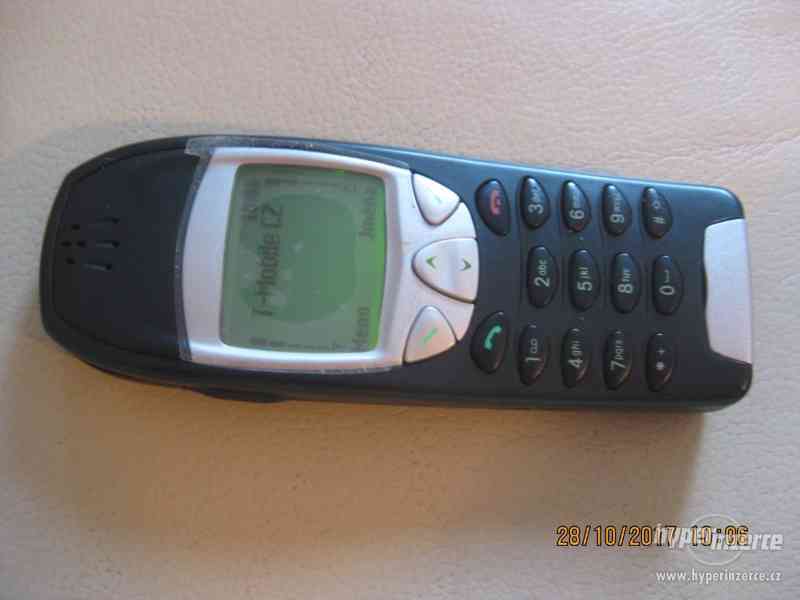 Nokia 6210 - mobilní telefony z r.2000 - foto 9