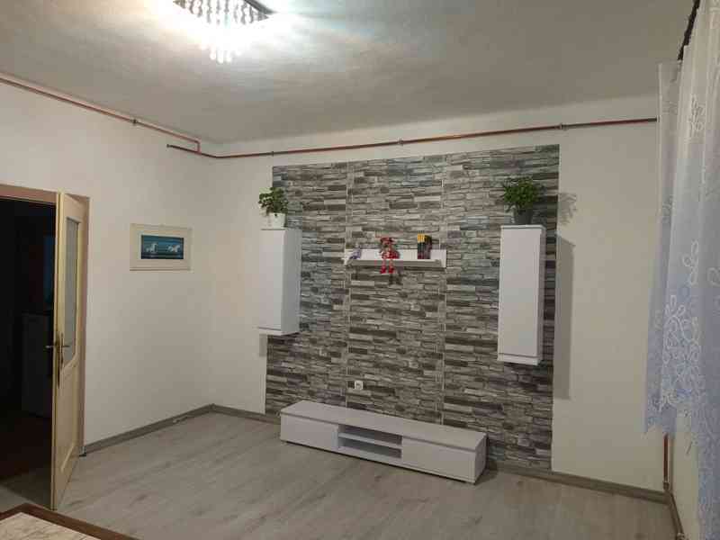 Obývací stěna - foto 3