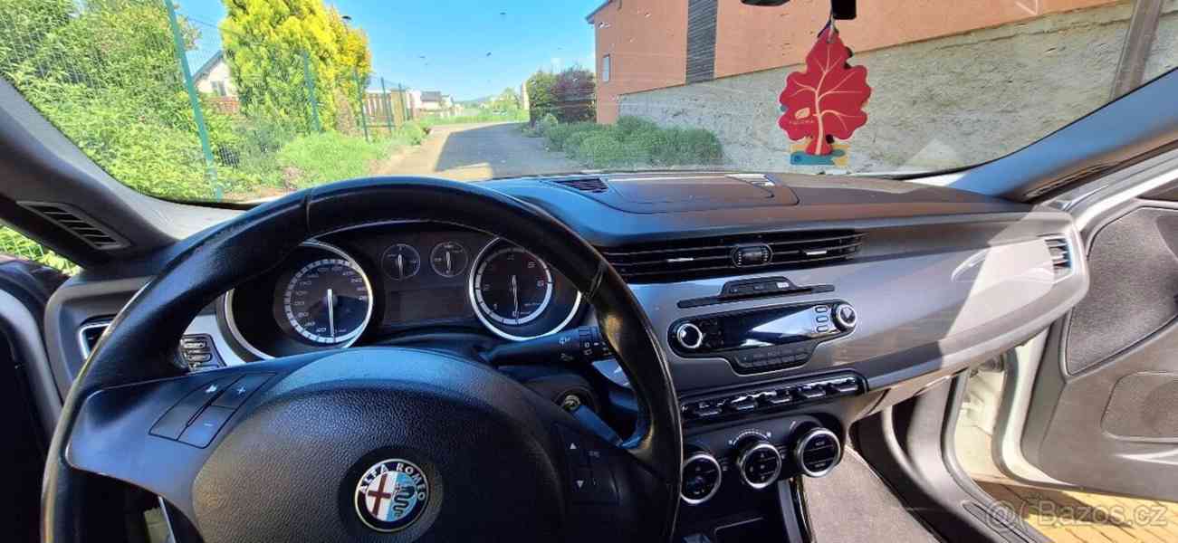 Alfa romeo giulietta 2.0jtdm - foto 6