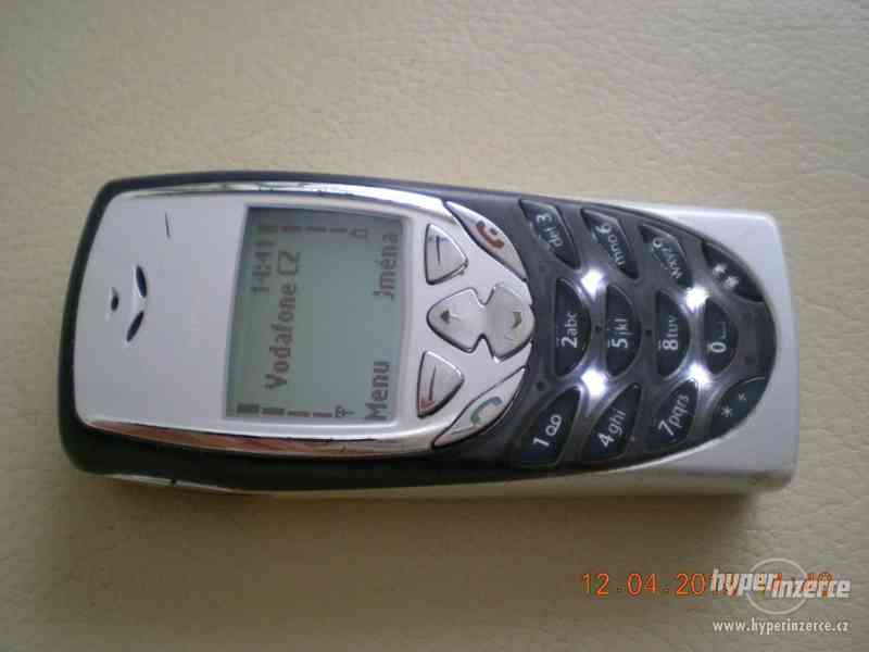 Nokia 8310 - plně funkční mobilní telefony z r.2001 - foto 2