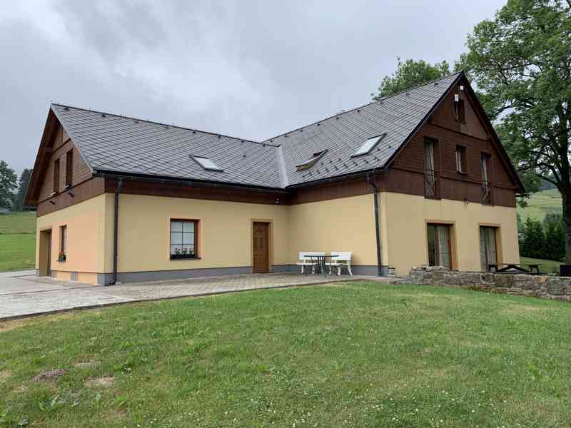 prodej apartmánové chalupy v Jizerských horách - foto 1