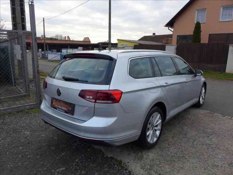 Volkswagen Passat 2,0 TDI FULL LED NAVI APP DPH - foto 3