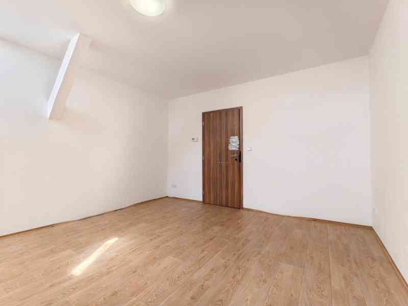 Pronájem 4+1, 120m2 (Jablonec n.N., ul. Lidická)  - foto 4