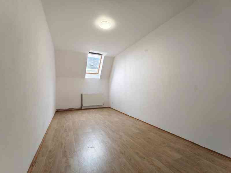 Pronájem 4+1, 120m2 (Jablonec n.N., ul. Lidická)  - foto 11