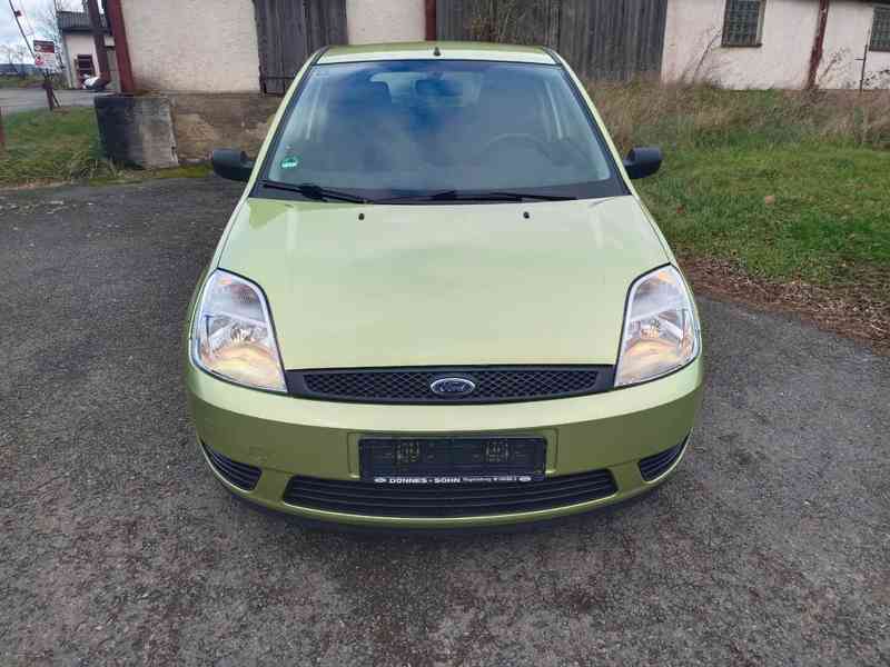 Ford Fiesta 1.3 44Kw RV.2005 - NOVÁ STK - foto 2