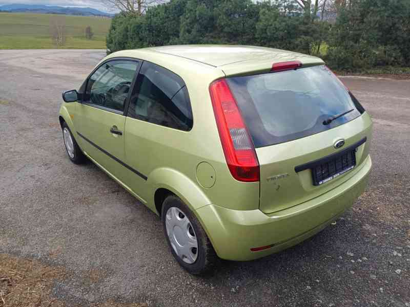 Ford Fiesta 1.3 44Kw RV.2005 - NOVÁ STK - foto 10