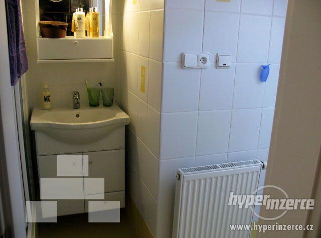 Prodej rodinného domu Šestajovice - foto 6