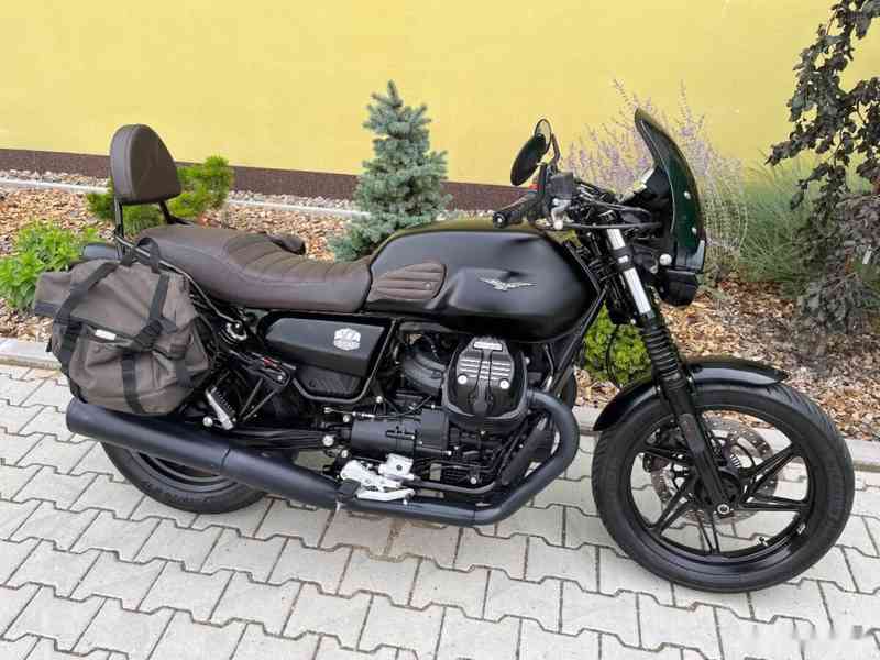 Moto Guzzi V7 Stone 850 2023 - foto 2