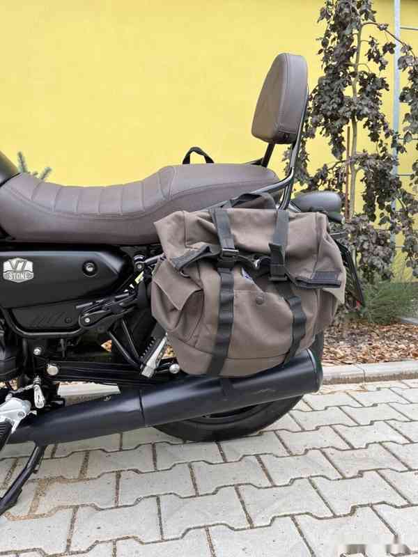 Moto Guzzi V7 Stone 850 2023 - foto 14