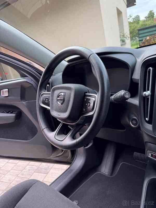 Volvo XC40 1,5 - foto 19