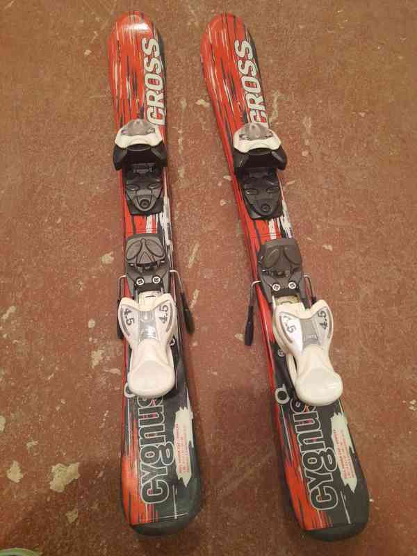 Prodám dětské lyže Cygnus 80 a boty Technica JTR 28,5 - foto 2