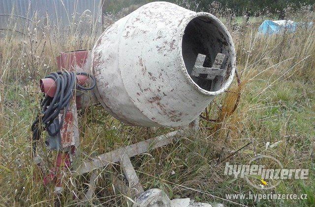 Míchačka na stavbu velká - foto 1