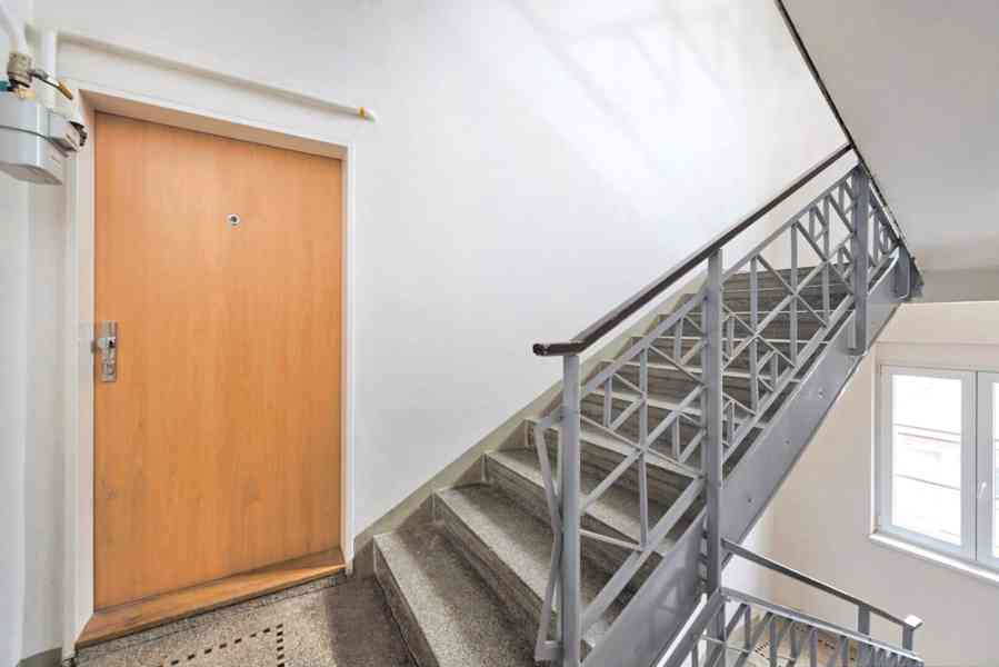 Prodej bytu 1+kk, plocha 33 m2, 2.NP, Praha 10 Hostivař - foto 12
