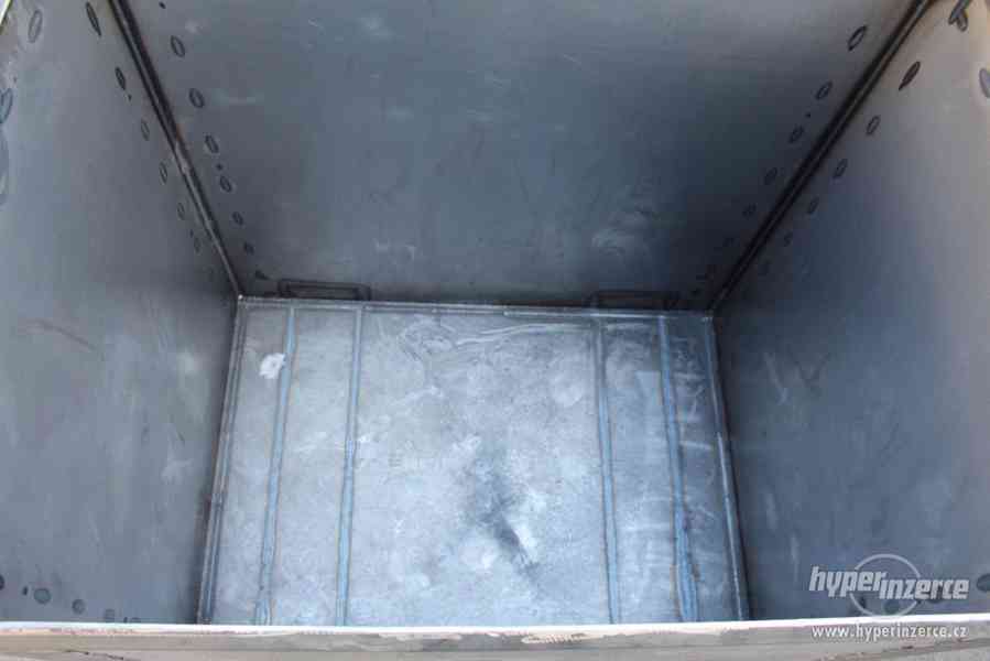 Velká kovová bedna - kontejner na obilí - foto 4