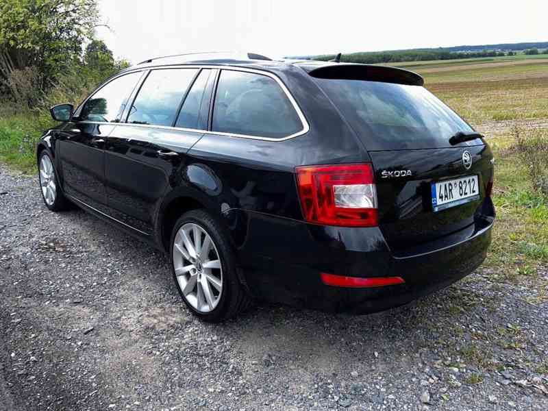 Škoda Octavia 2,0   Octavia Combi TDI, černá - foto 12