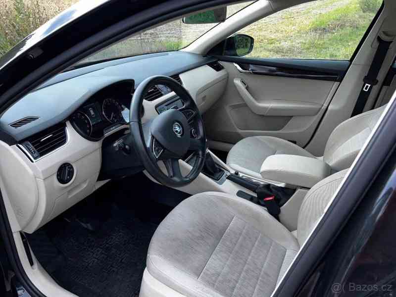 Škoda Octavia 2,0   Octavia Combi TDI, černá - foto 7