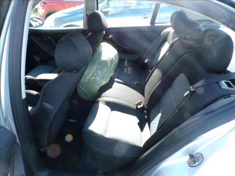 Seat Toledo 1,9 TDI-96KW - foto 8