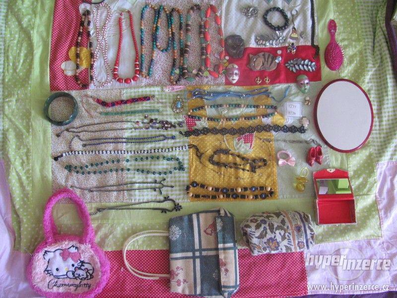 Šperky a doplňky pro princeznu, zrcátka, hřebínek, kabelky - foto 1