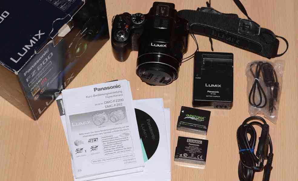 Panasonic Lumix DMC-FZ200 **12,1 MP*F2,8, Full HDV - foto 1