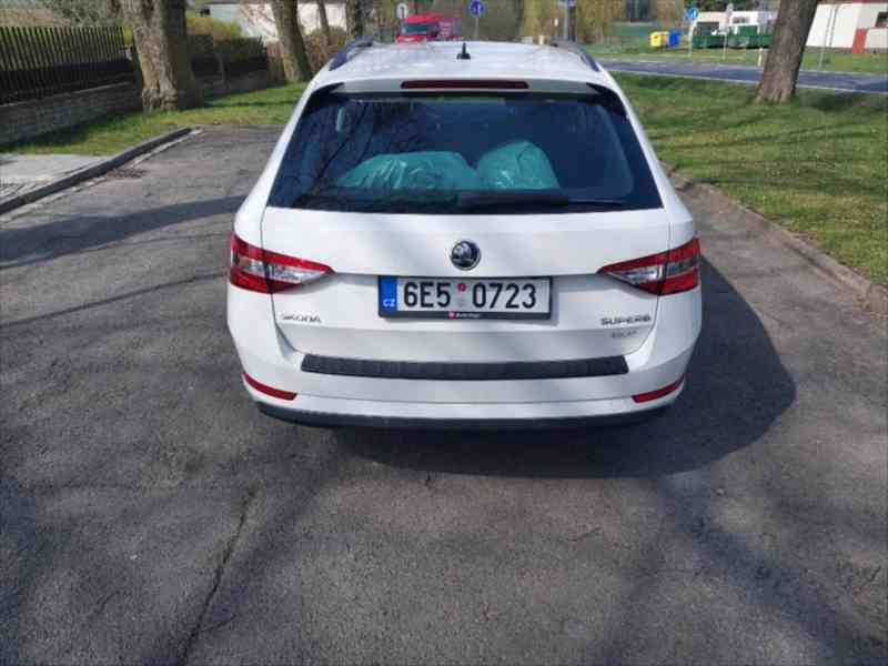 Škoda Superb 2,0   4x4 - foto 5