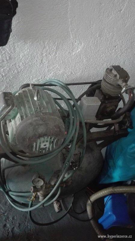 Vzduchový kompresor se zásobníkem - foto 1