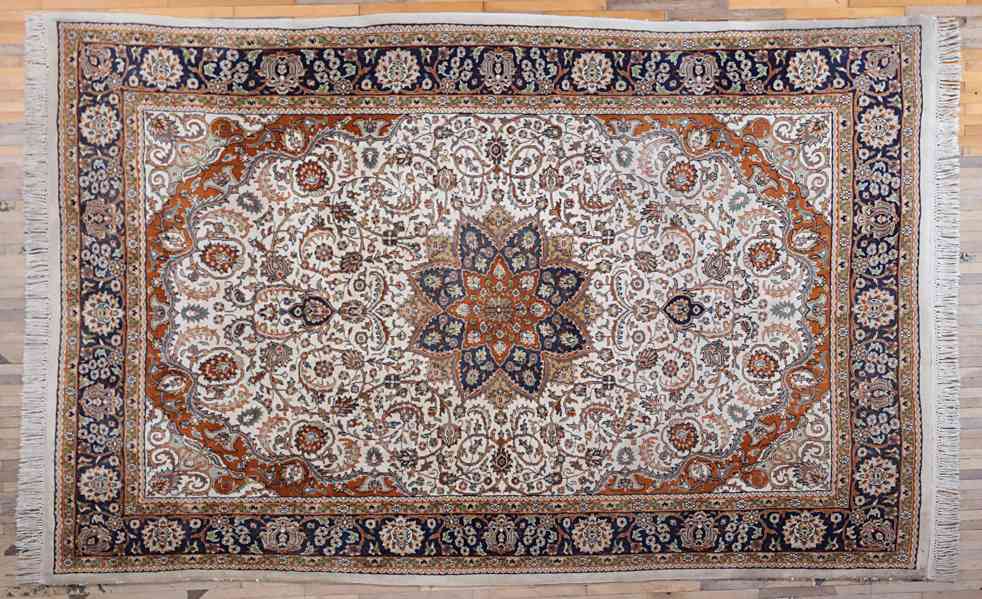 Indický ručně vázaný koberec Laver - foto 1