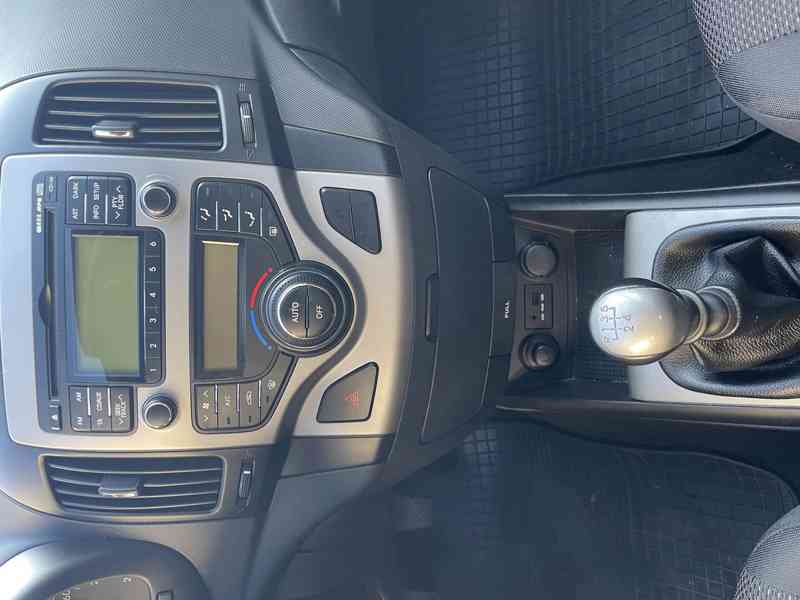 HYUNDAI I30, 1.4 BENZIN, 80 kW, 2.majitel, 108 tis. km!!! - foto 12